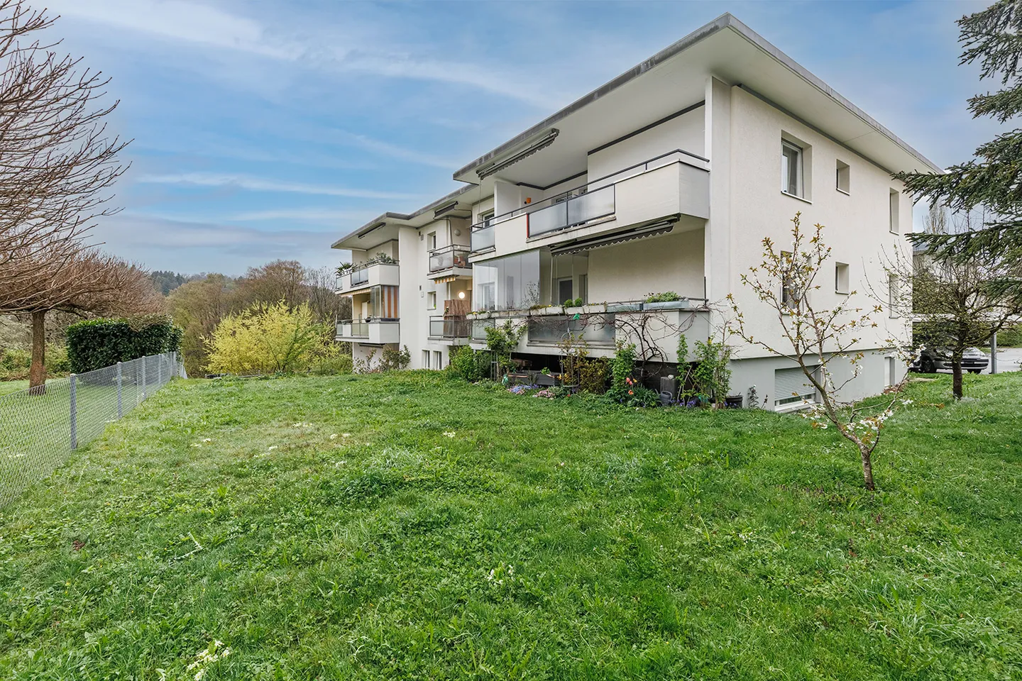 Charming Apartment in St. Gallen - Photo 2 of 11