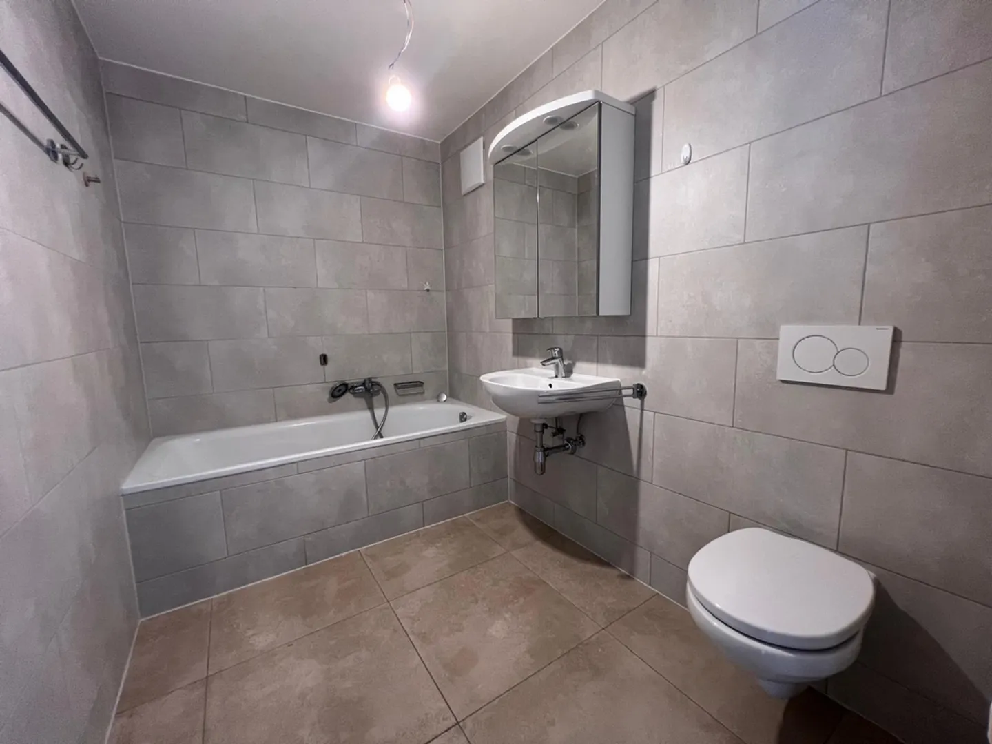 Appartement 2.5 pièces - Photo 7 sur 8