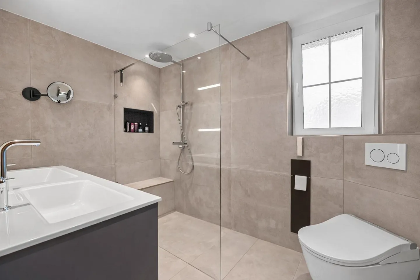 5.5 Room Semi-Detached House in a Very Sunny and Quiet Location - Photo 7 of 18