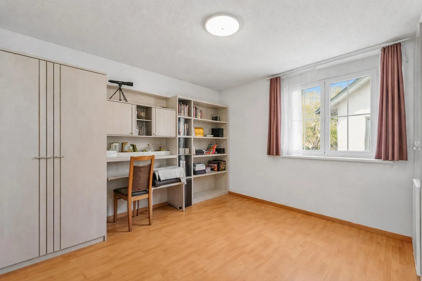 5.5 Room Semi-Detached House in a Very Sunny and Quiet Location - Photo 10 of 18