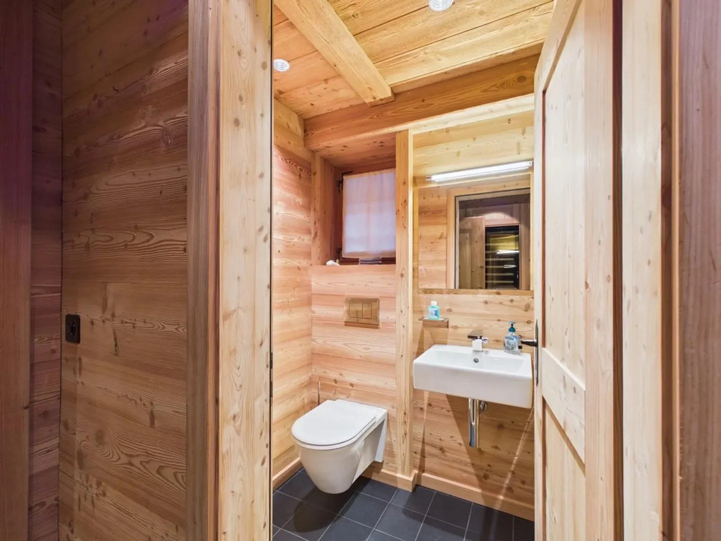 Chalet Bijou unique avec chic alpin moderne - Photo 11 sur 24