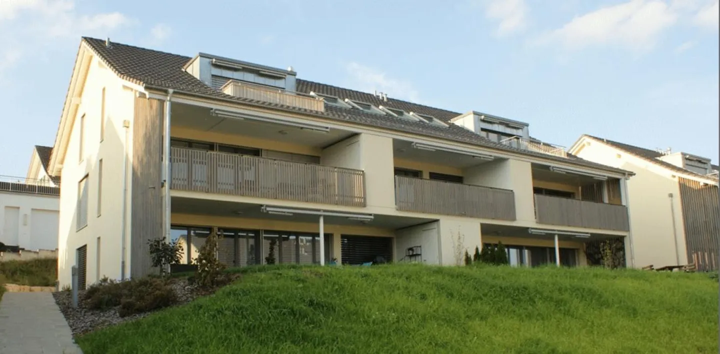 Magnifique penthouse de 3,5 pièces avec vue sur les Alpes - Photo 1 sur 6