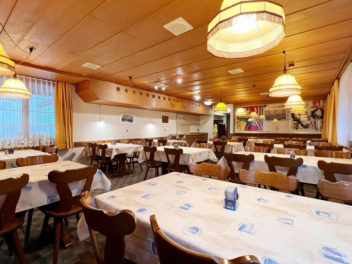 Ristorante Centrale con Appartamento e Garage - Foto 7 di 30