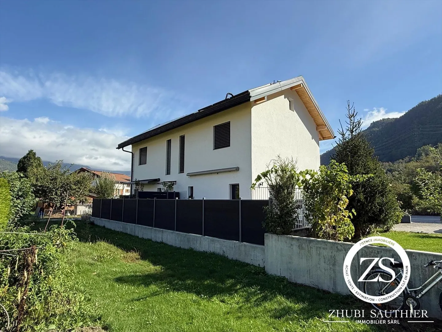 Los von 2 modernen Doppelhaushälften mit 3,5 Zimmern in Chalais - Foto 3 von 7