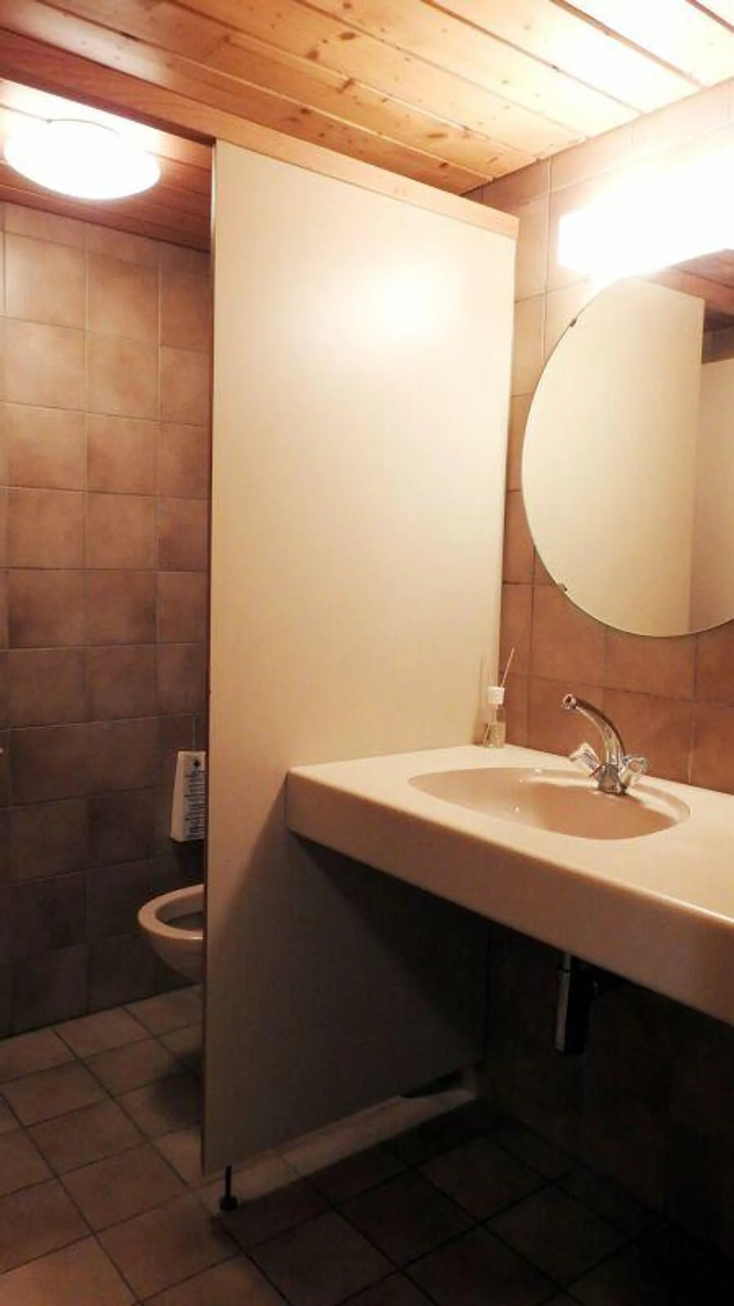 Ristorante Centrale con Appartamento e Garage - Foto 11 di 30