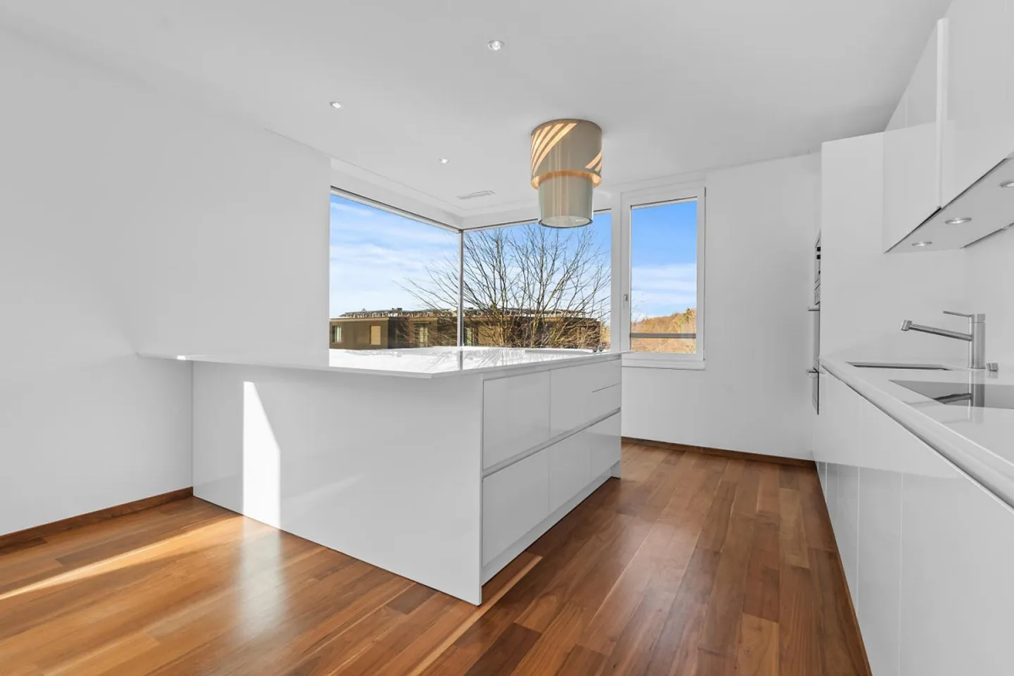 Exclusive city apartment - Photo 1 of 9