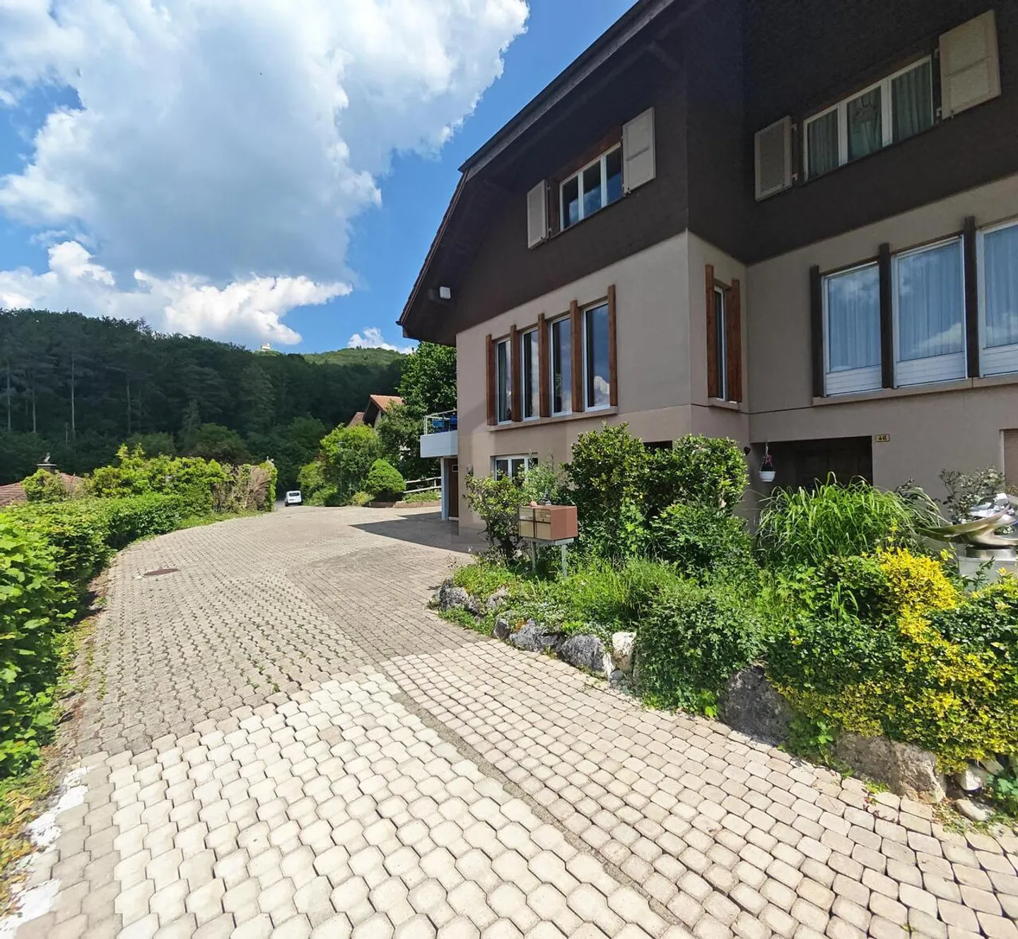 TRAUMAUSSICHT INS AARETAL - Foto 3 di 6