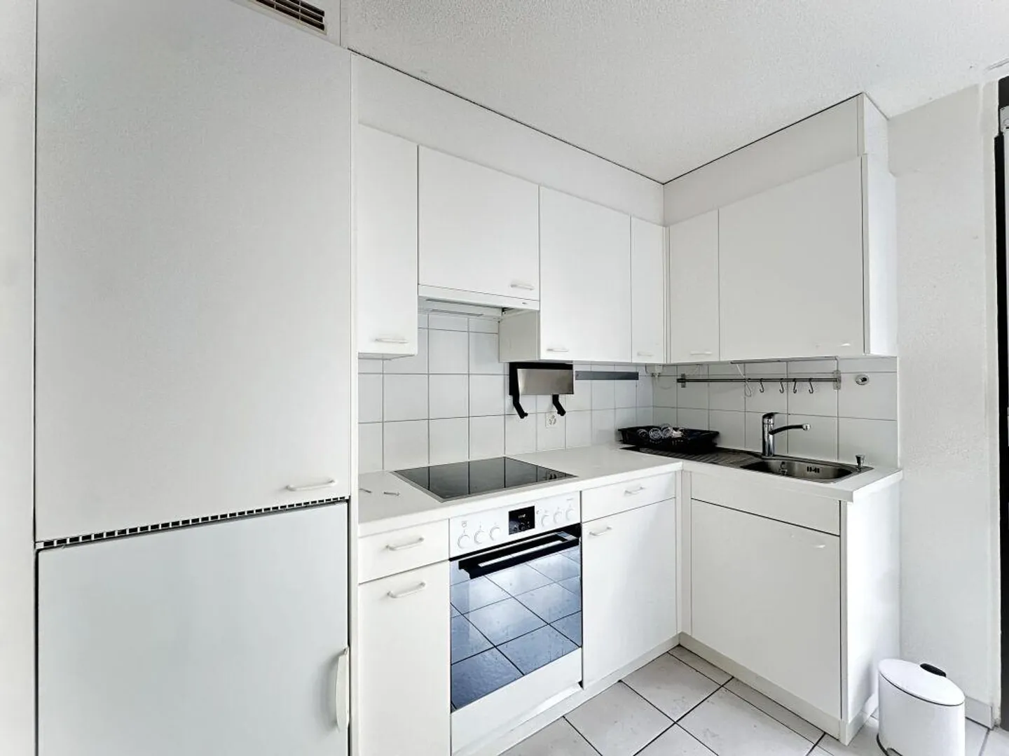 Occasione rara: appartamento di 2,5 locali come seconda casa a Locarno! - Foto 2 di 8