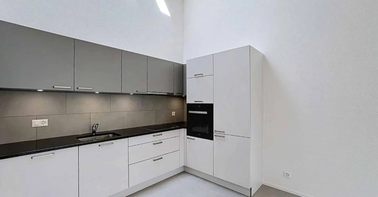 Neue 2.5 Zimmerwohnung im Dachgeschoss - Foto 1 von 9
