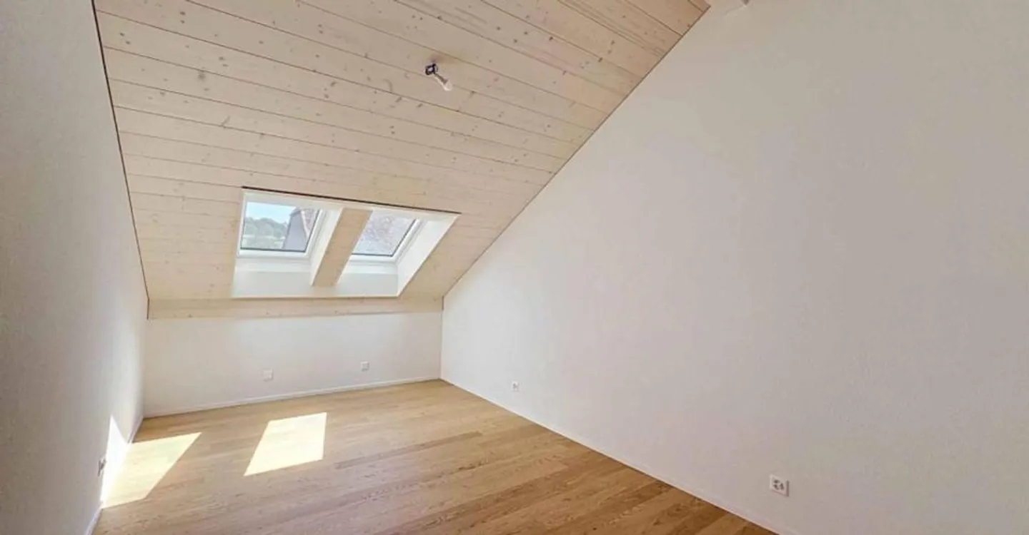 Neue 2.5 Zimmerwohnung im Dachgeschoss - Foto 4 von 9