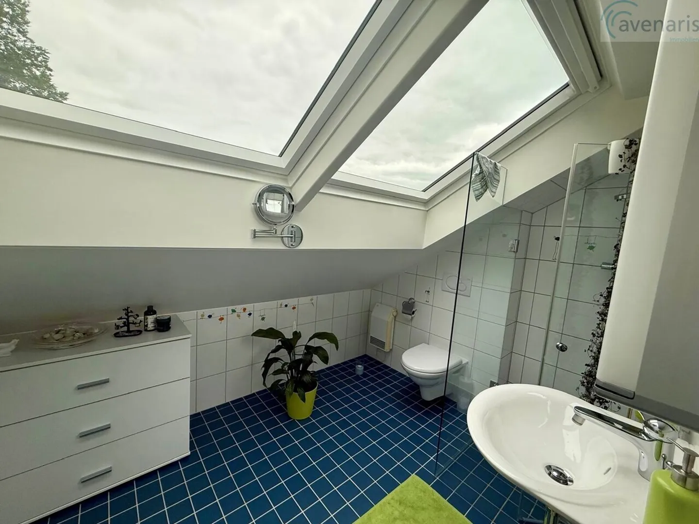 Semi-Detached House with Large Garden Paradise Near the Forest Edge - Photo 14 of 18