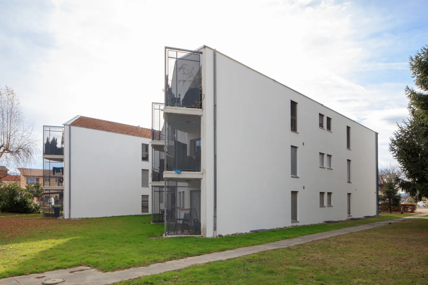 Joli appartement de 3œ pièces avec balcons - Photo 3 sur 4