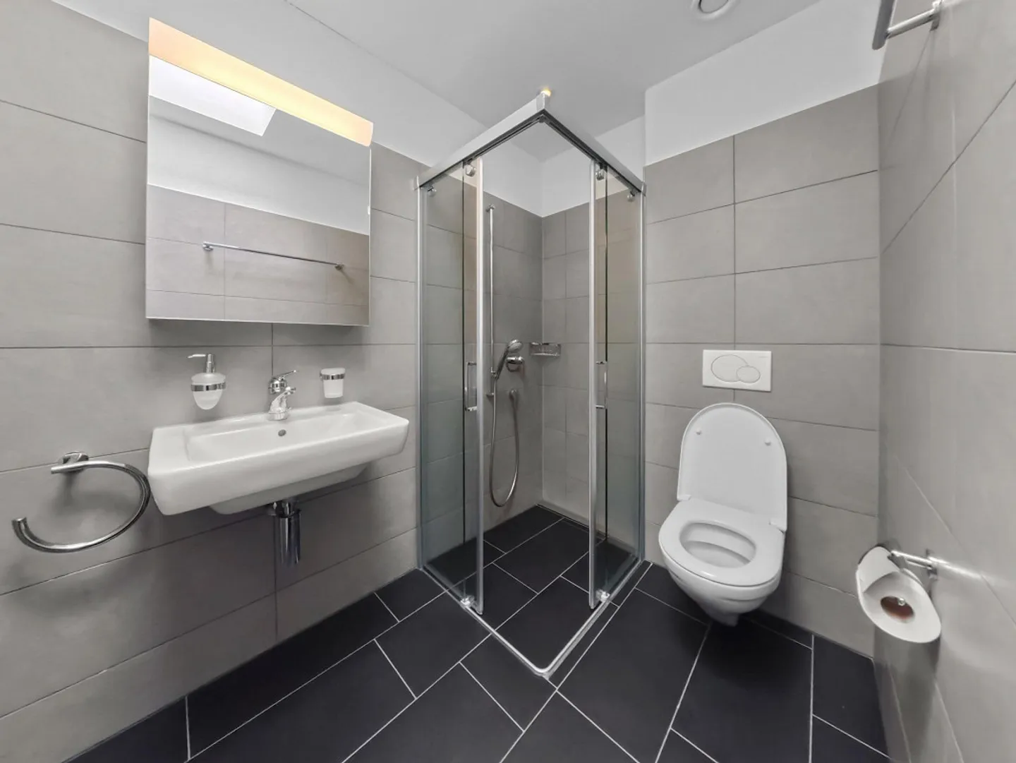 Attractive 4.5-room penthouse apartment in Würenlingen - Photo 11 of 13