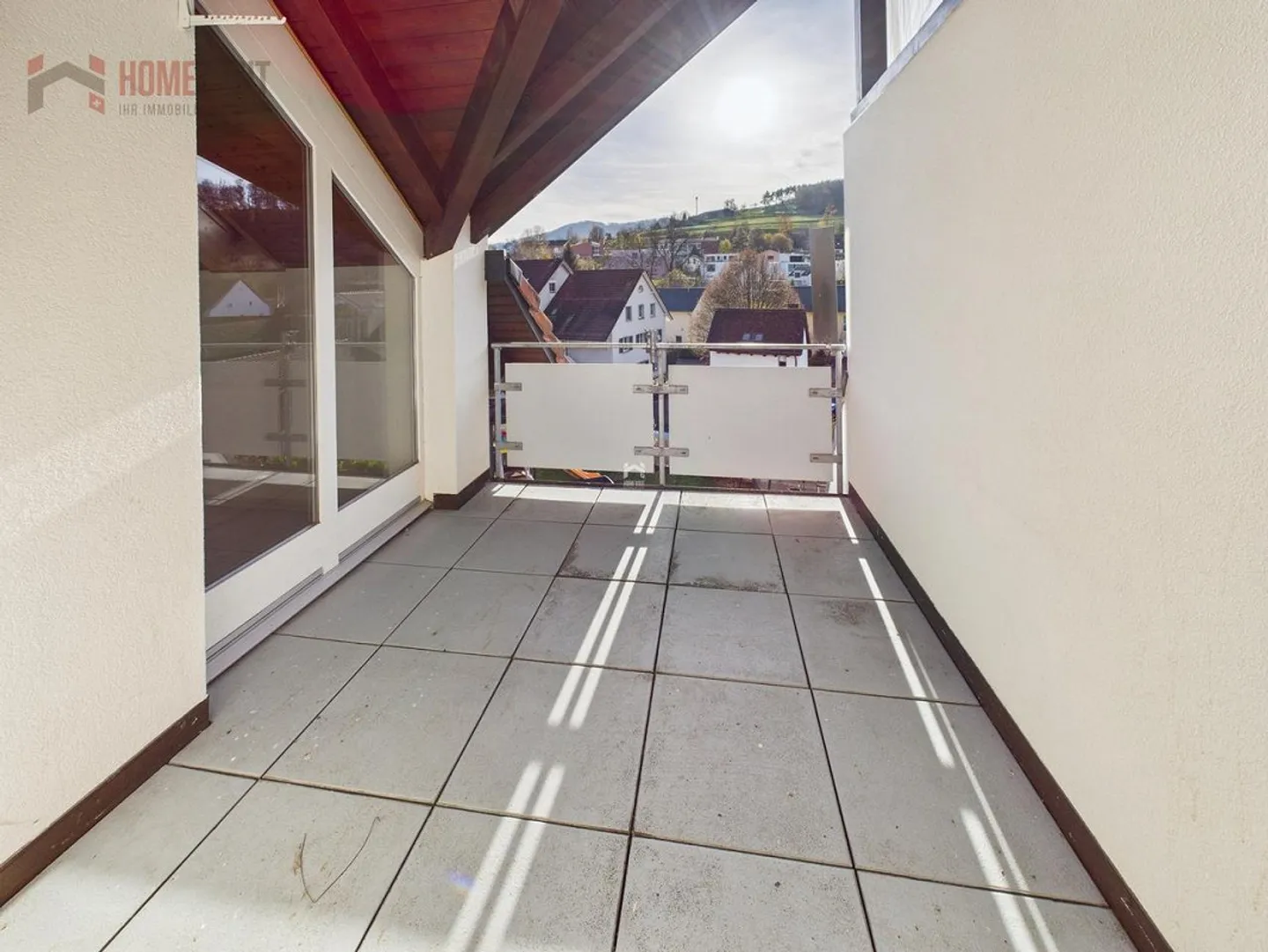 Geräumige Maisonette mit Galerie - Foto 12 von 13