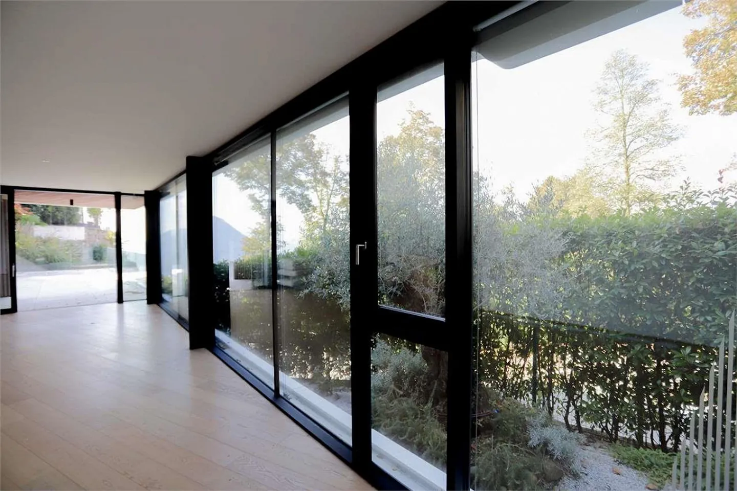Appartement 5,5 pièces - Vue panoramique sur le lac Aldesago, Lugano - Photo 2 sur 13