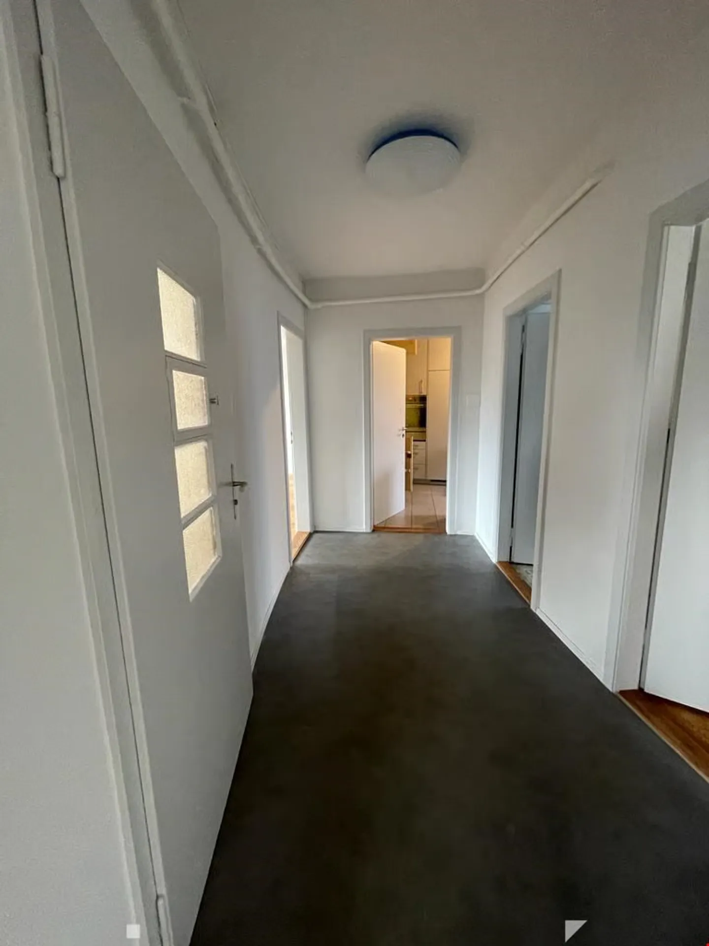 3.5-room apartment with large terrace and balcony - Photo 6 of 7
