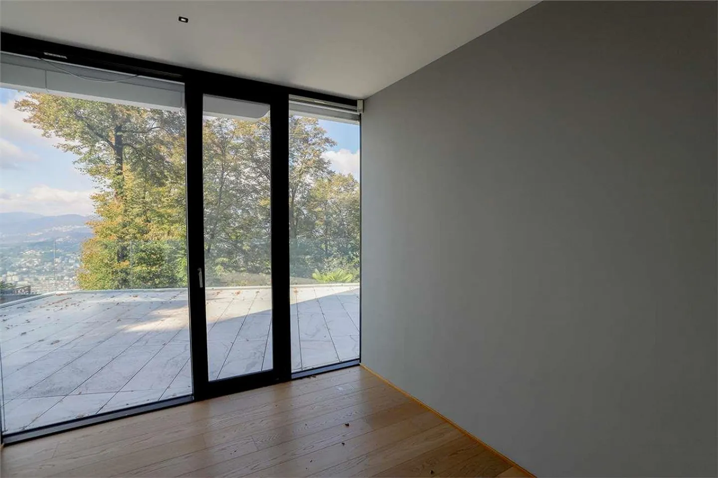 Appartement 5,5 pièces - Vue panoramique sur le lac Aldesago, Lugano - Photo 11 sur 13