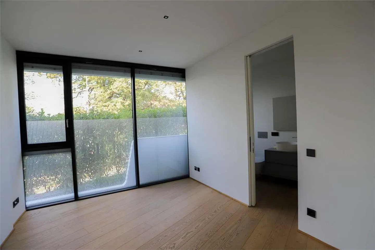 Appartement 5,5 pièces - Vue panoramique sur le lac Aldesago, Lugano - Photo 12 sur 13