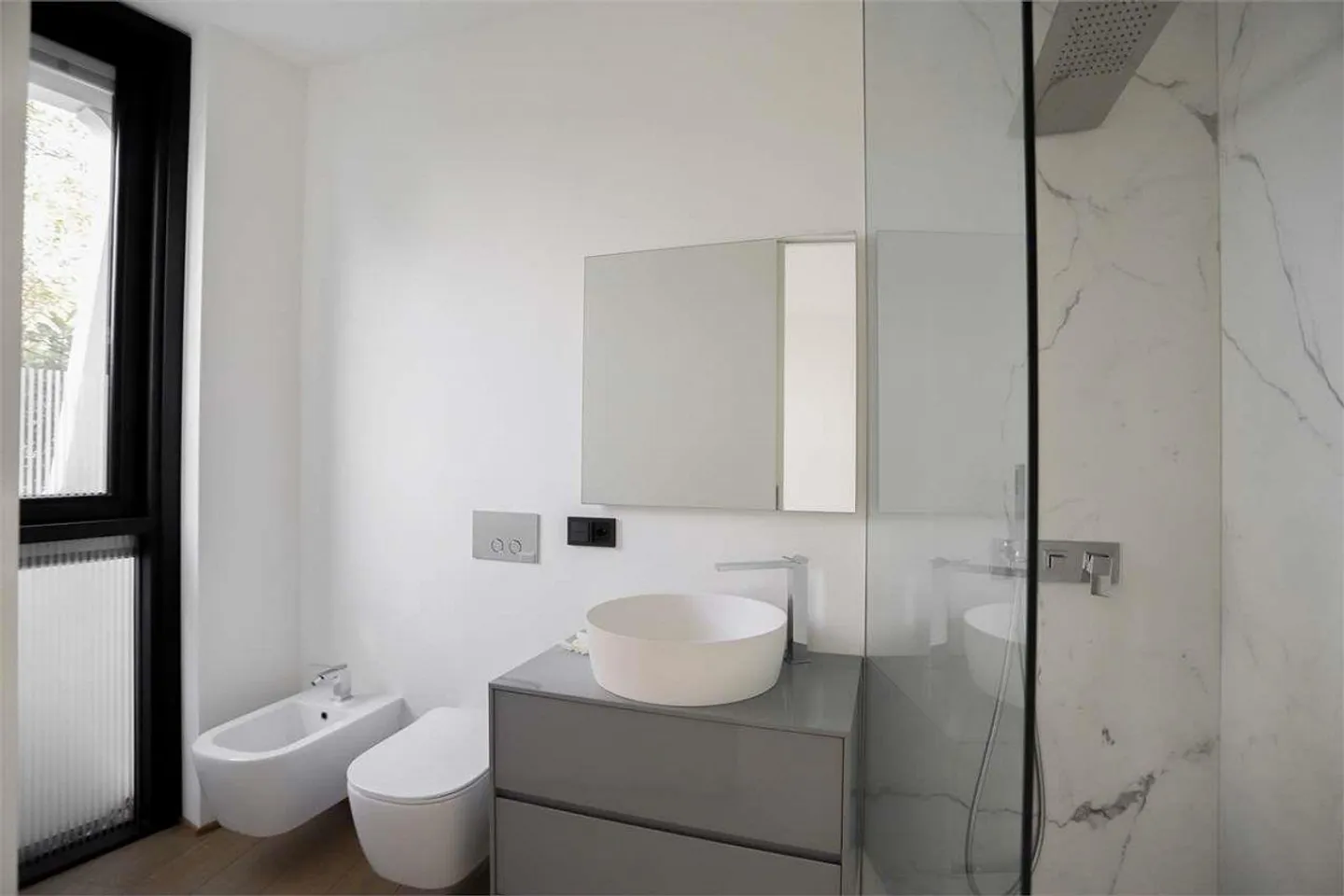 Appartement 5,5 pièces - Vue panoramique sur le lac Aldesago, Lugano - Photo 13 sur 13