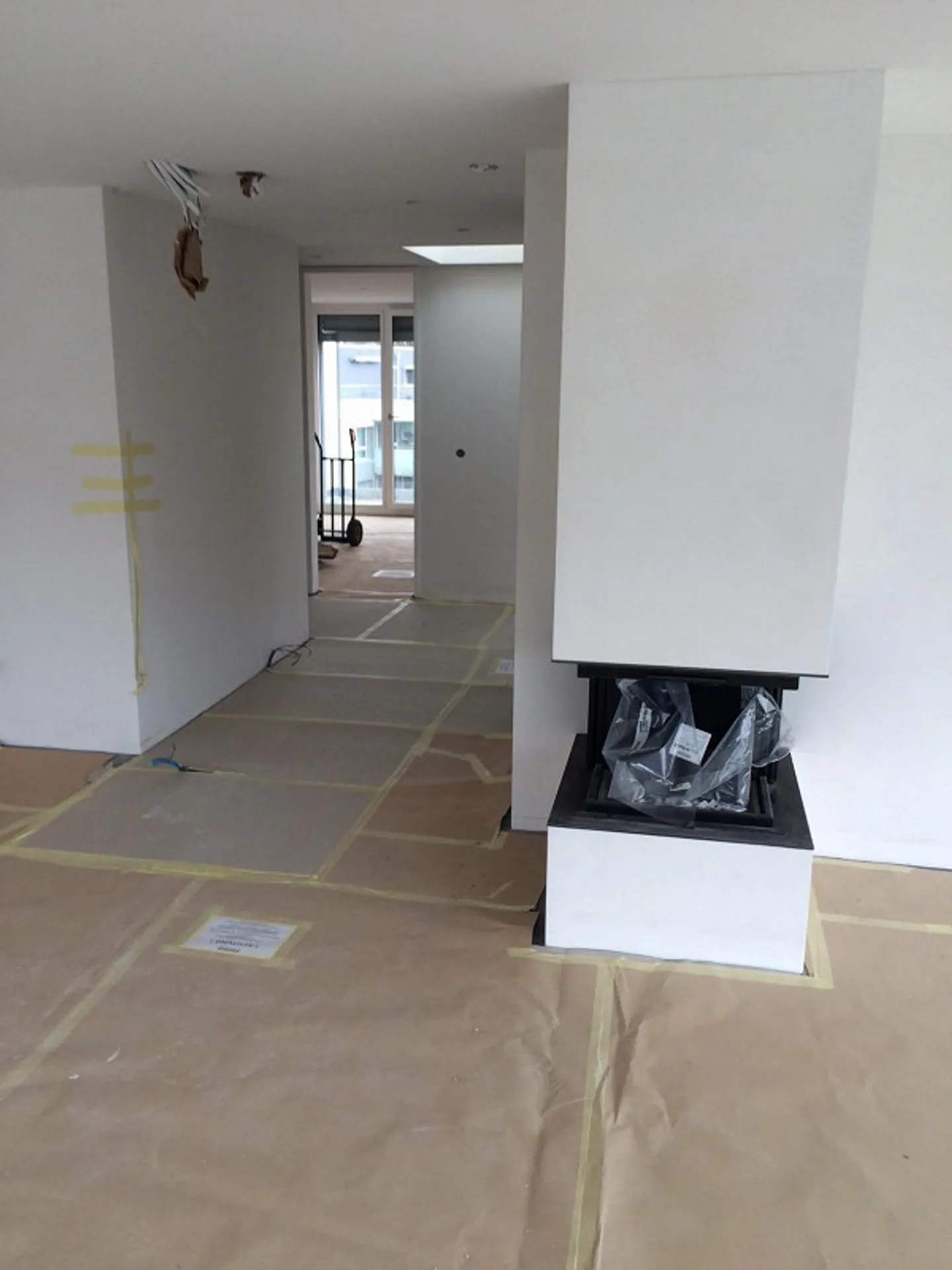 Moderno appartamento attico di 4,5 stanze con vista sulle montagne a Münsingen - Foto 8 di 15