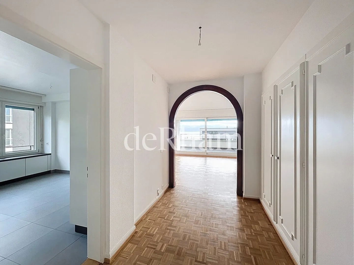 Magnifique appartement de 3.5 pièces entièrement rénové! - Photo 3 sur 11