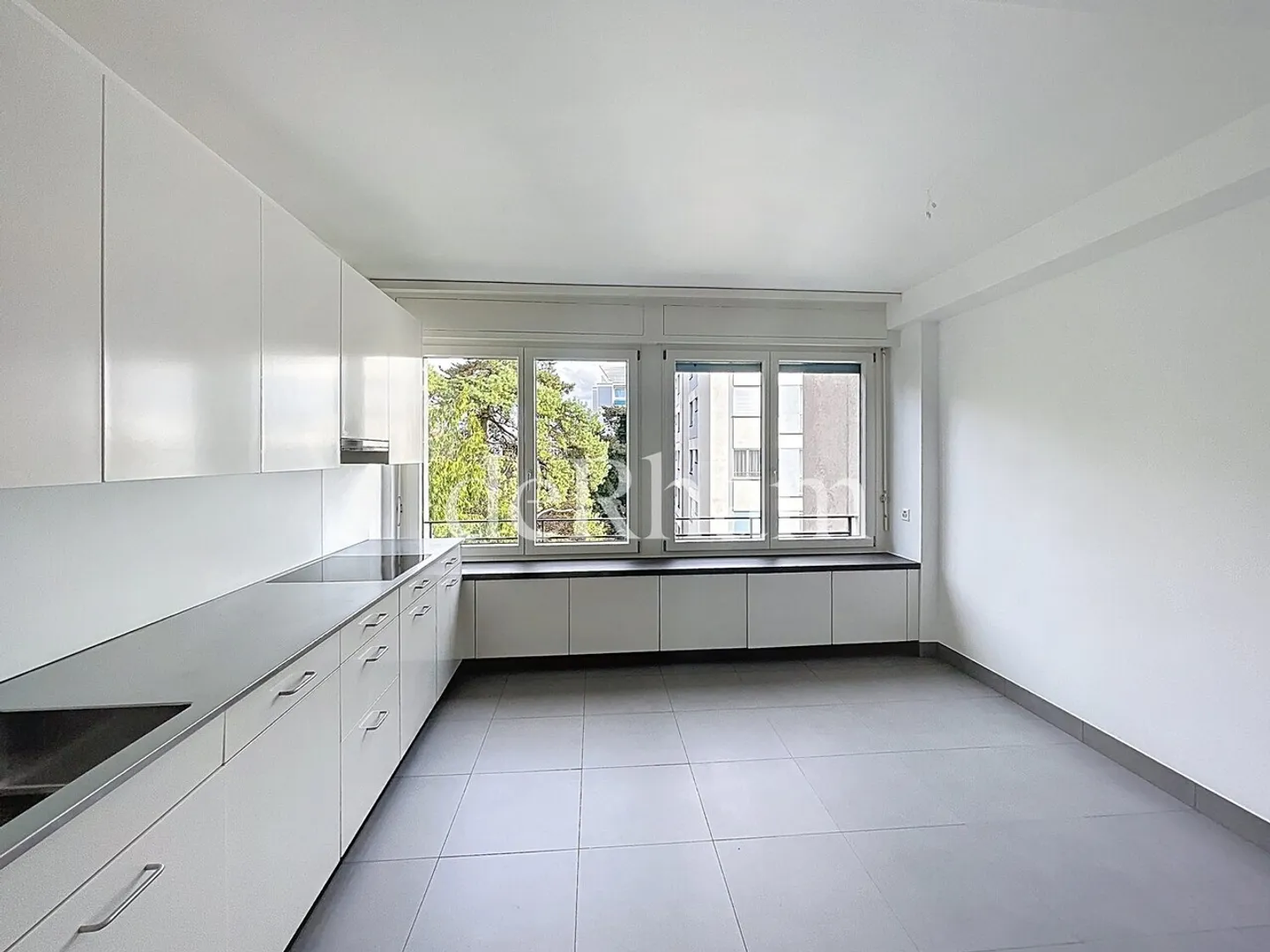 Magnifique appartement de 3.5 pièces entièrement rénové! - Photo 10 sur 11