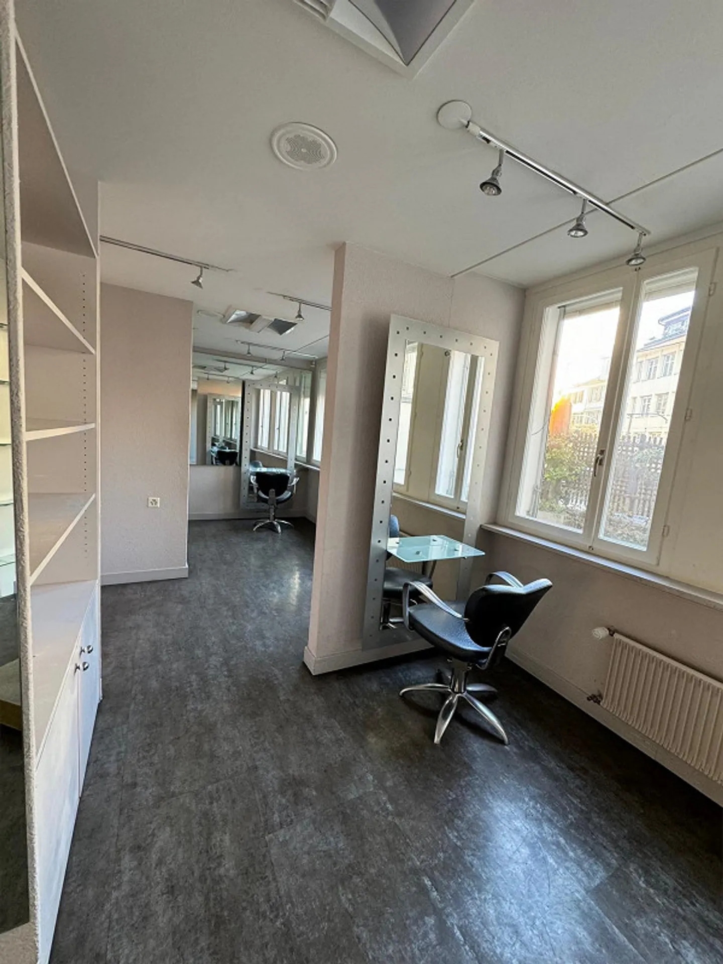 Espace commercial ou de bureau attrayant au cœur de St. Gallen à louer - Photo 5 sur 10