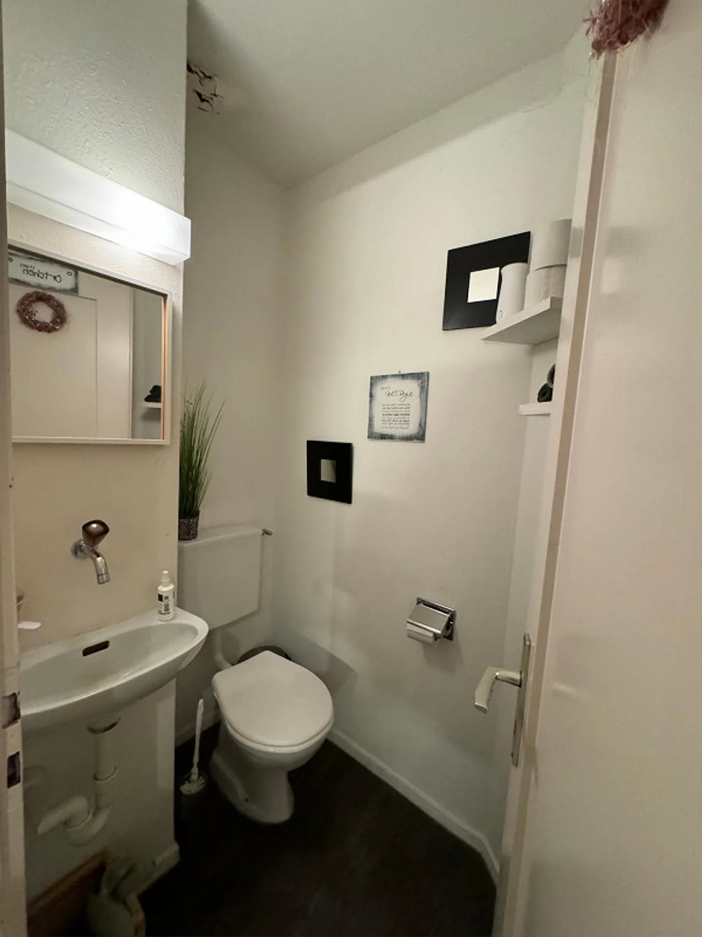 Espace commercial ou de bureau attrayant au cœur de St. Gallen à louer - Photo 8 sur 10