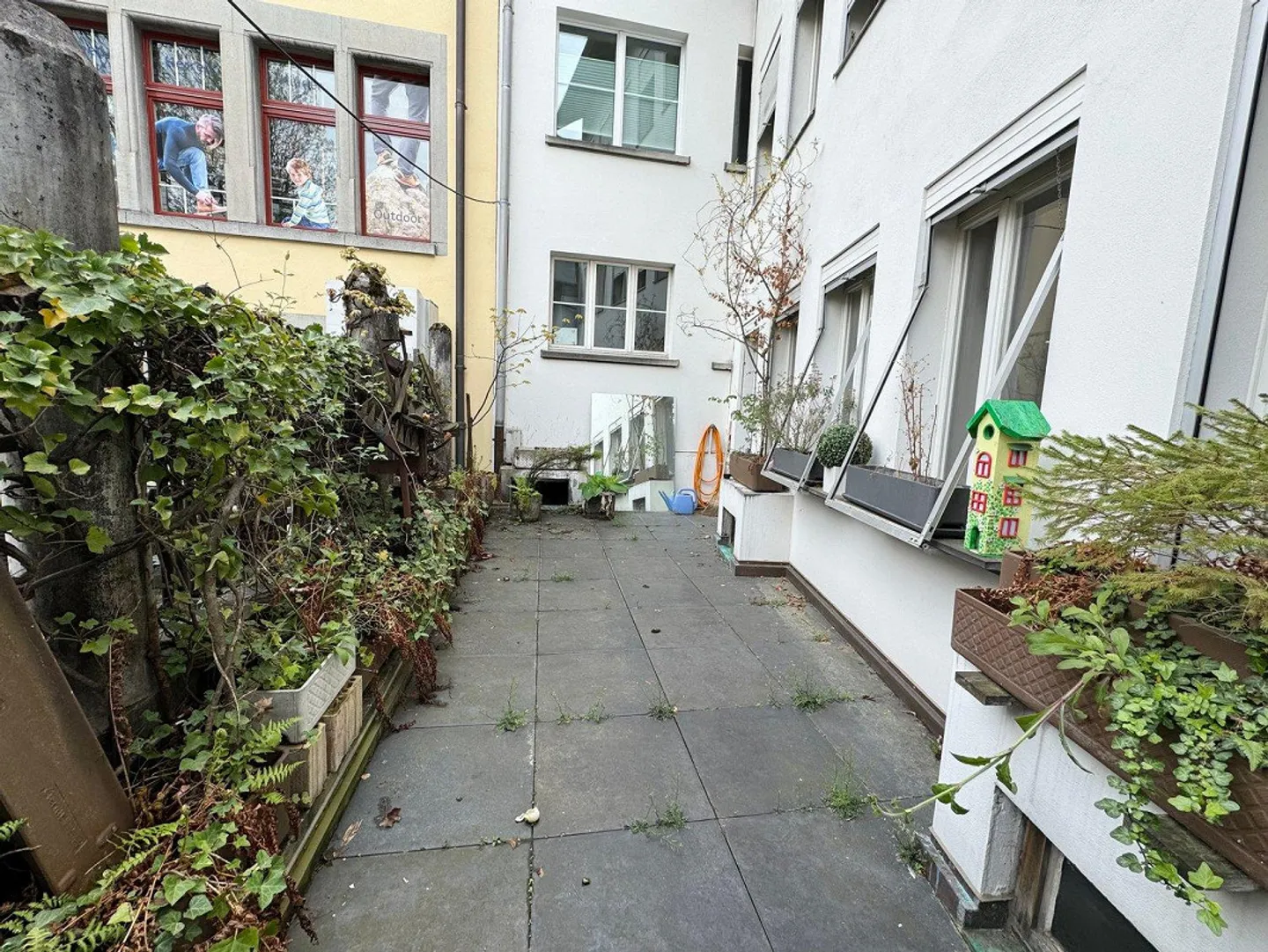 Espace commercial ou de bureau attrayant au cœur de St. Gallen à louer - Photo 9 sur 10