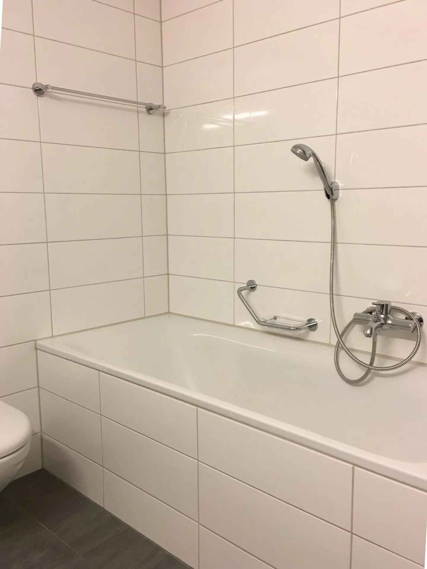 Appartamento in affitto - Foto 4 di 7