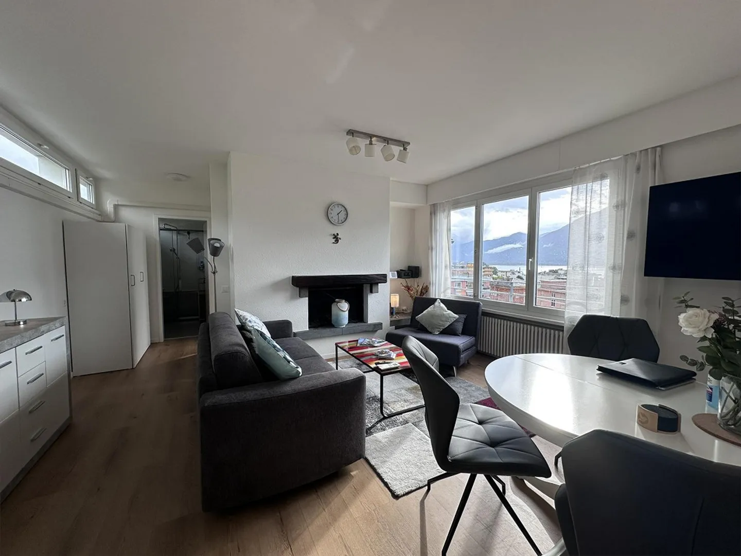 Möbliertes Apartment mit Seeblick - Foto 5 von 26