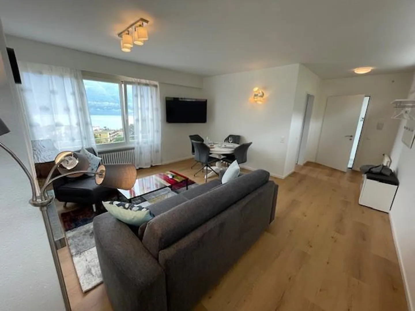 Möbliertes Apartment mit Seeblick - Foto 10 von 26
