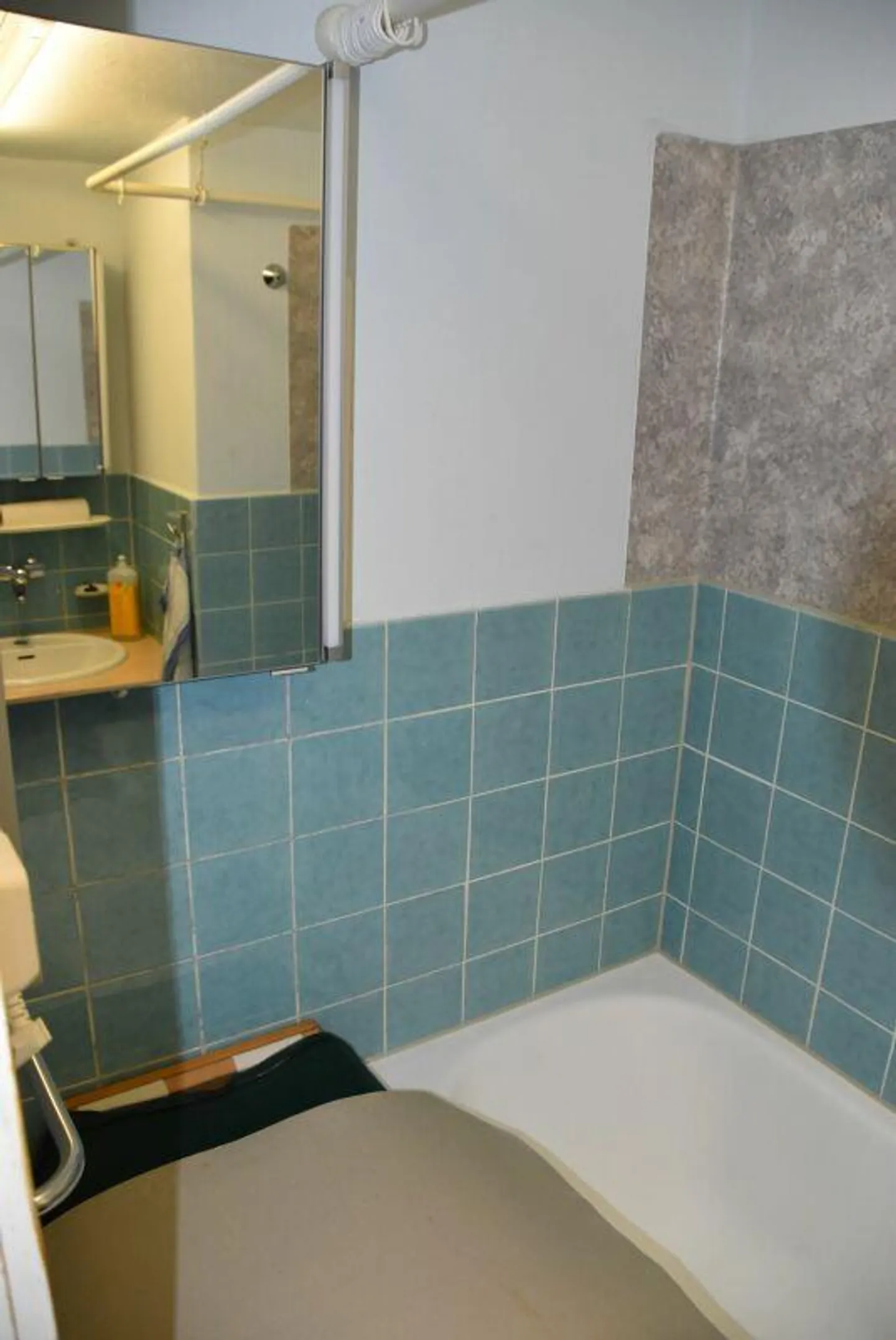 Maison bifamiliale avec garage - Photo 20 sur 24