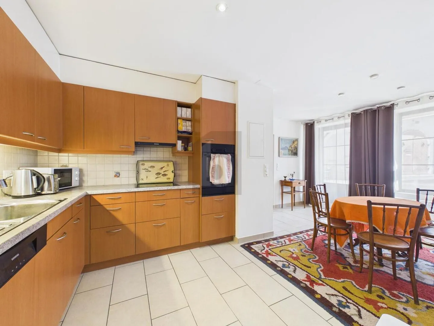 Appartement Meublé Élégant - Photo 2 sur 6