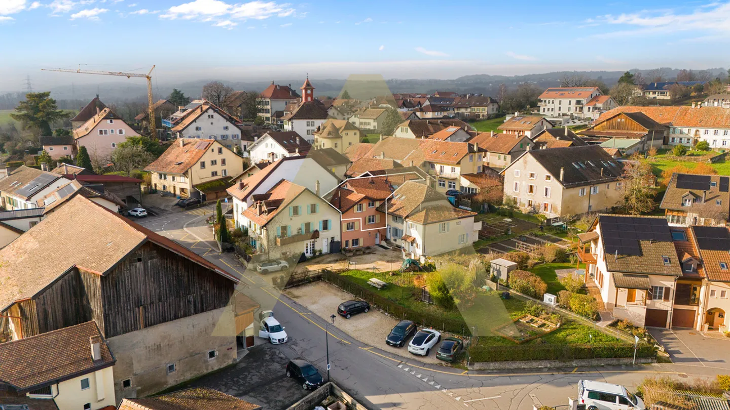 Grande appartamento nel cuore di Colombier - Foto 2 di 10