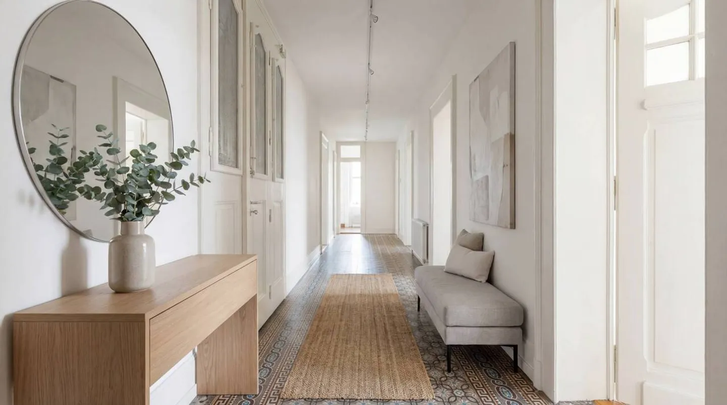 Hausmannianische 5.5-Zimmer-Wohnung mit atemberaubendem Blick auf den See - Foto 3 von 12