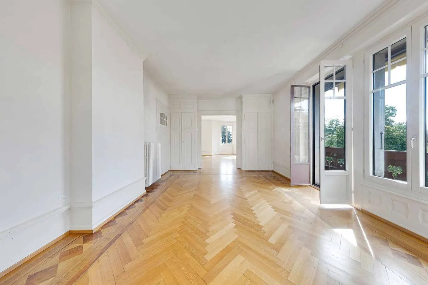 Hausmannianische 5.5-Zimmer-Wohnung mit atemberaubendem Blick auf den See - Foto 10 von 12