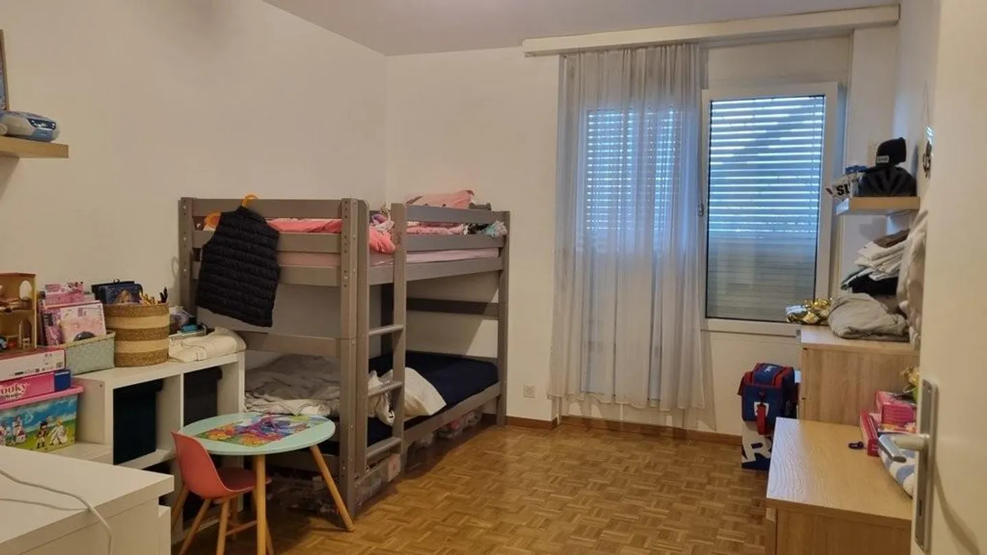 Bel appartement avec terrasse - Photo 5 sur 6