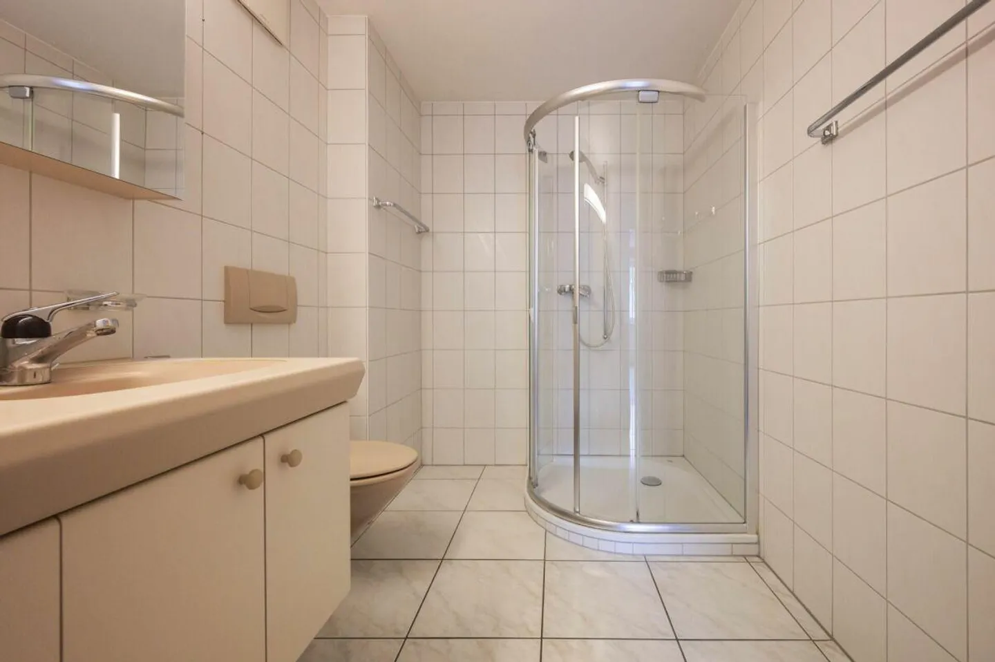 Helle 4-Zimmer-Wohnung - Foto 8 von 13