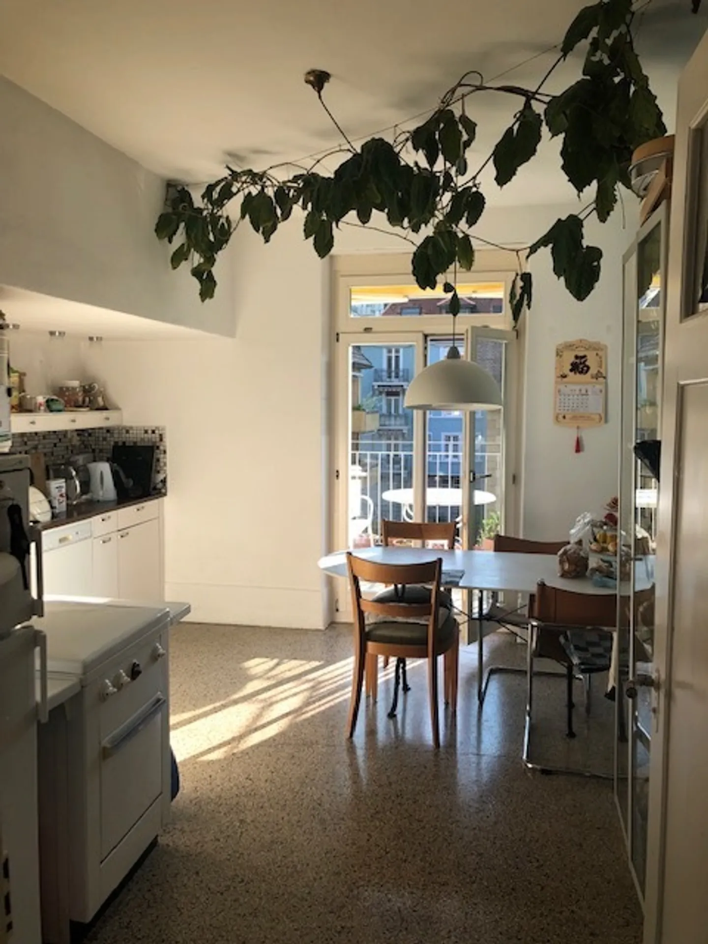Sunny Apartment with Balconies - Photo 2 of 7