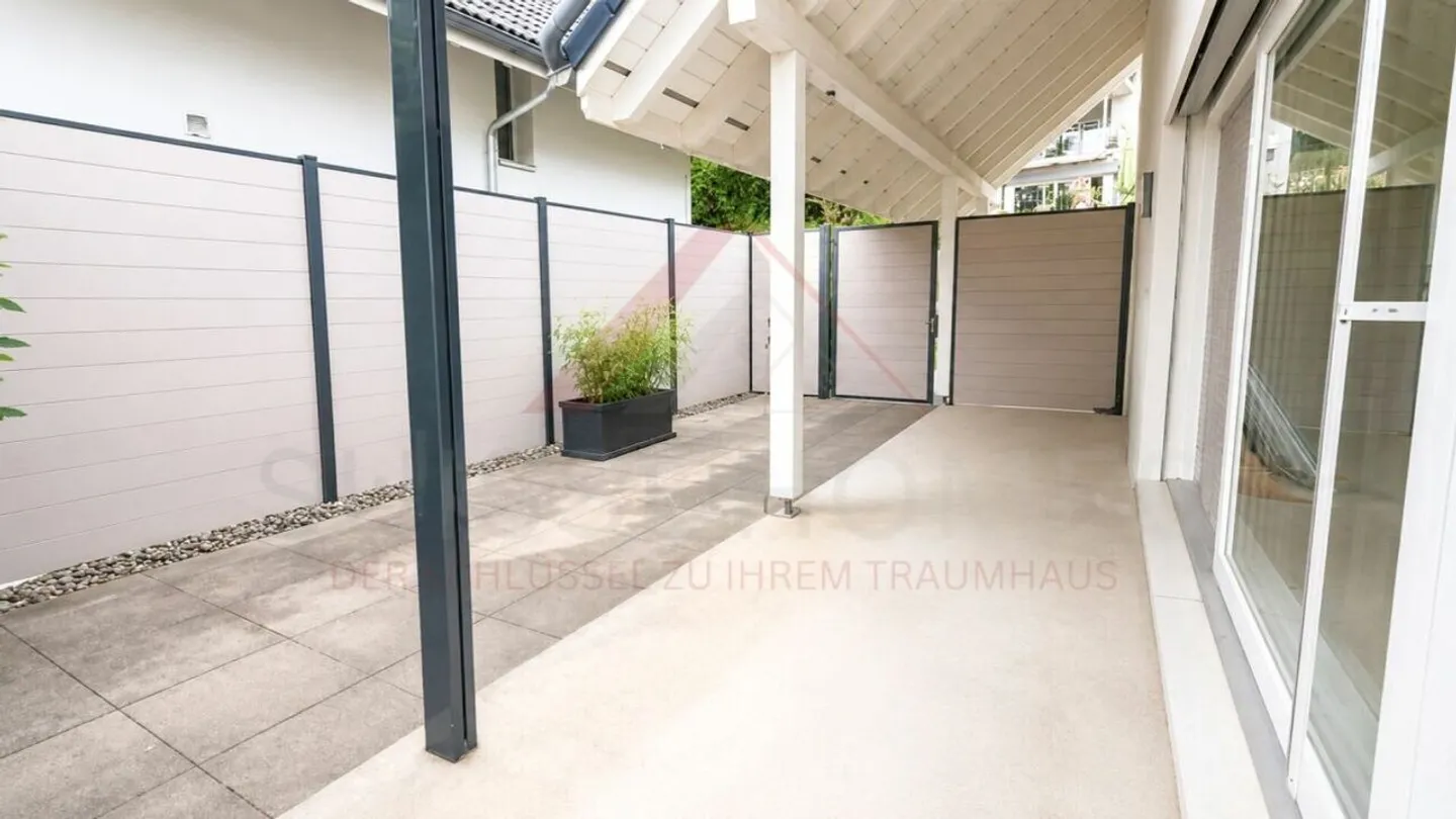 Modernes 6.5-Zimmer-Einfamilienhaus mit grosszügigem Garten in Signau - Foto 10 von 23