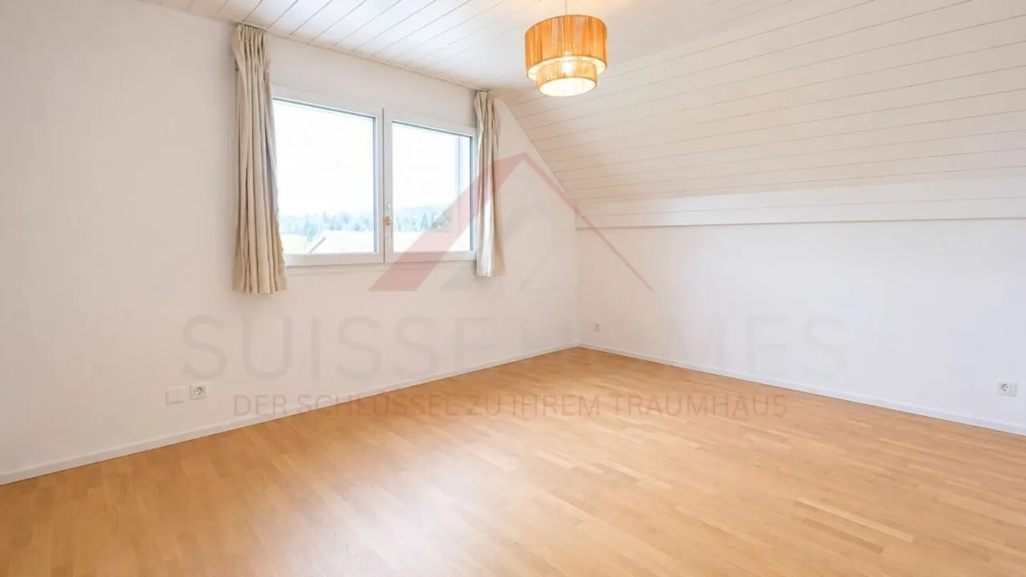 Modernes 6.5-Zimmer-Einfamilienhaus mit grosszügigem Garten in Signau - Foto 13 von 23