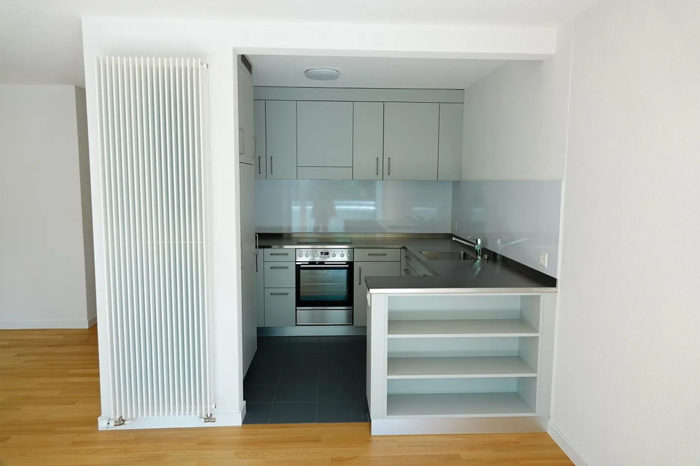 bright 4.5 room apartment - Photo 3 of 6