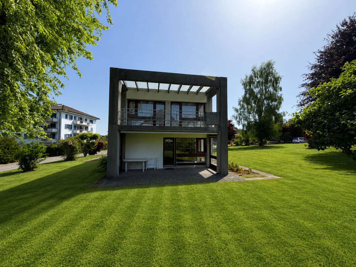Elegante Villa in Porrentruy - Foto 1 von 12