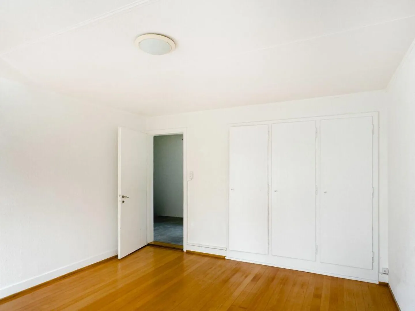 5.5-room terraced house with idyllic garden and sunny balcony - Photo 20 of 30