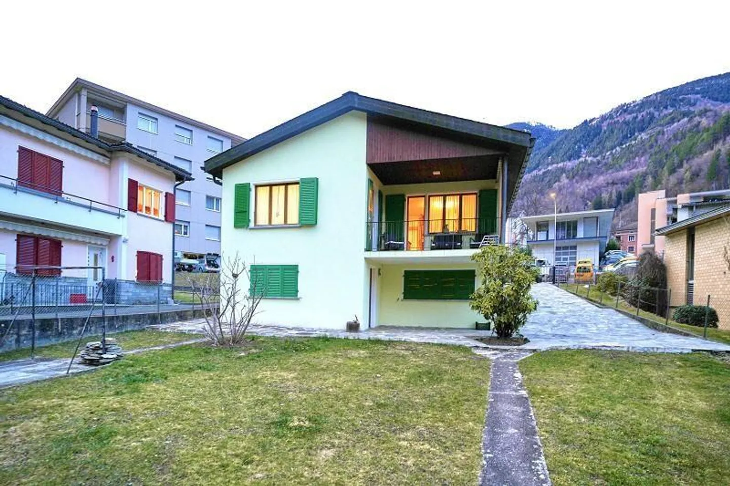 Charmantes Duplex mit Garten - Foto 1 von 28