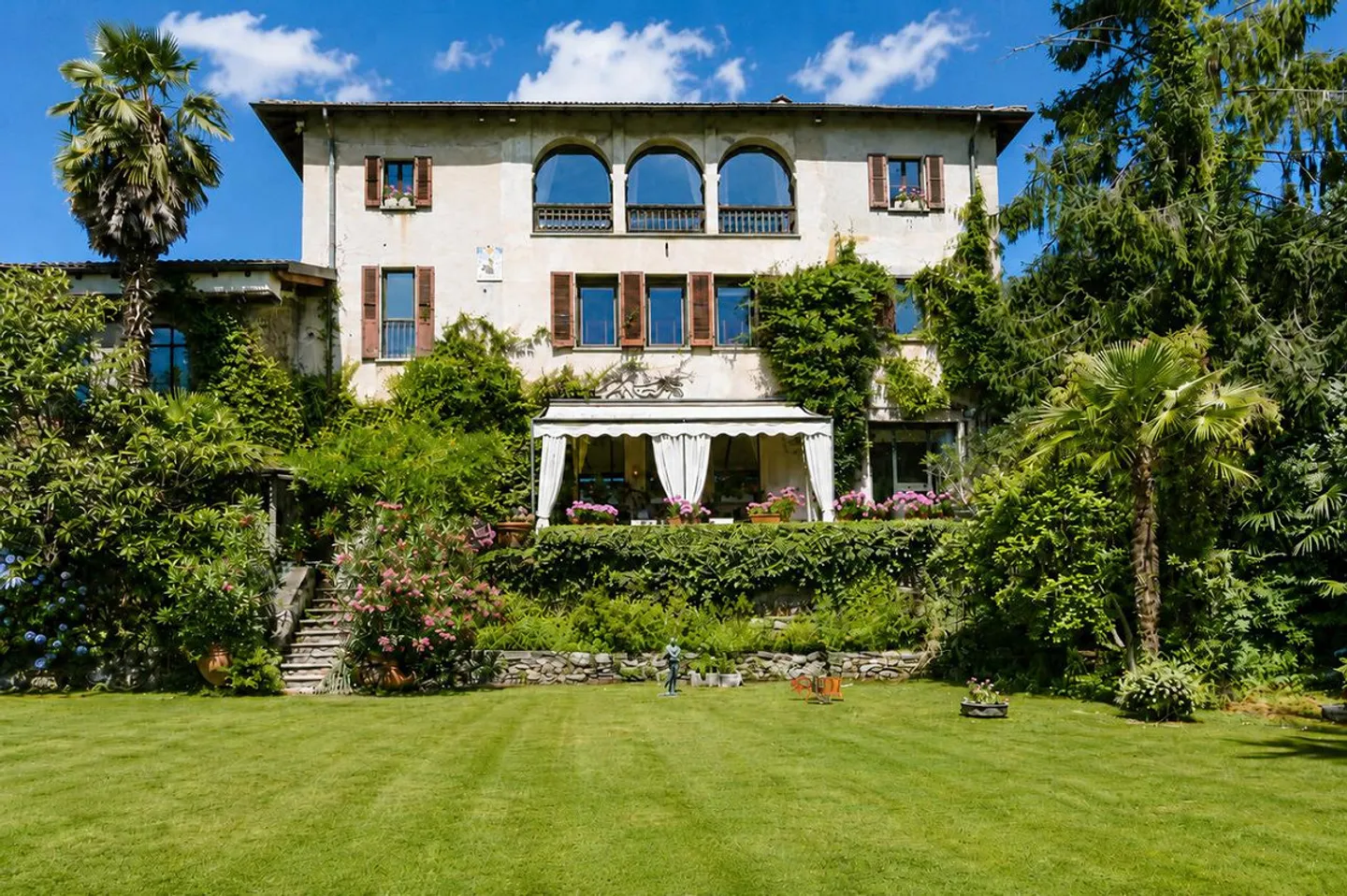 Zeitlose Eleganz: Historisches Anwesen zwischen See, Weinbergen und Himmel - Foto 4 von 26