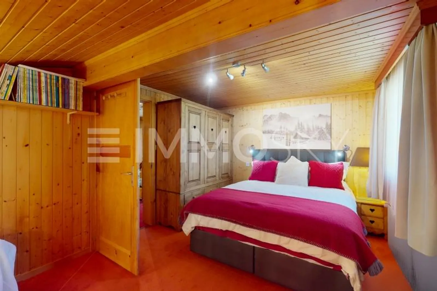 Chalet for sale - Photo 7 of 11