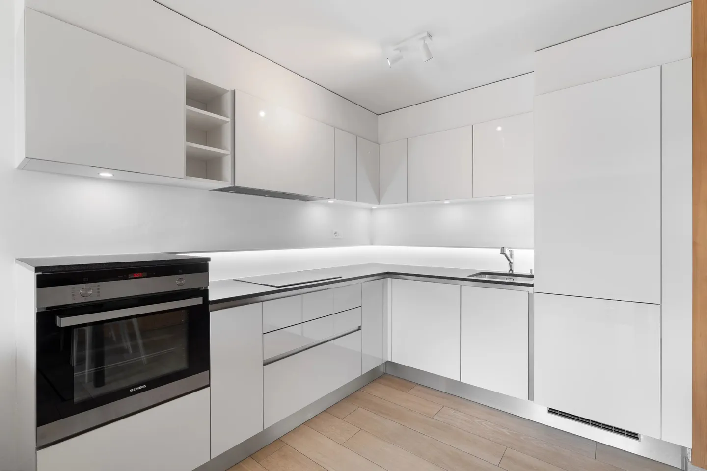 Appartement élégant de 3,5 pièces avec balcon au cœur de Nendaz - Photo 4 sur 9