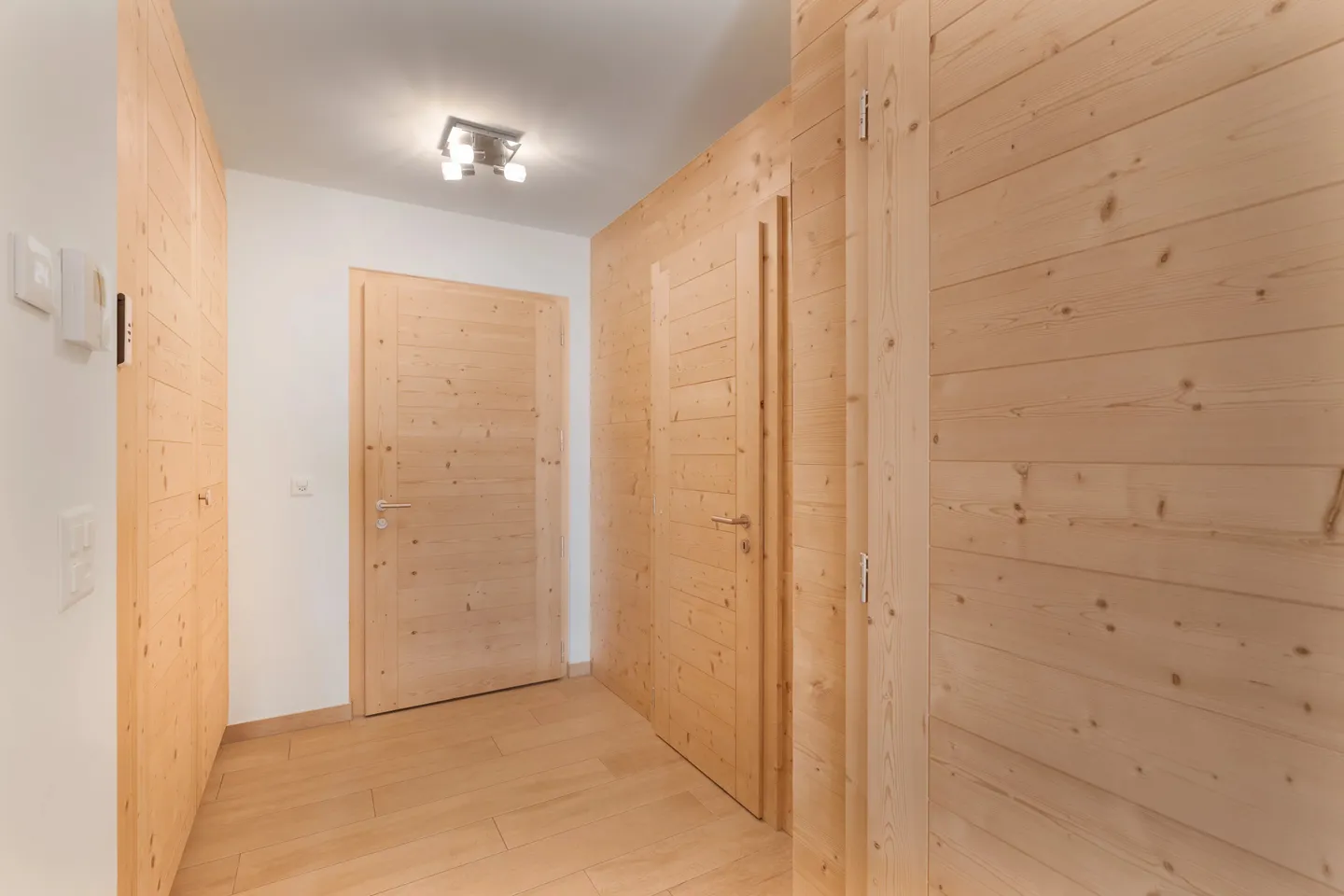Appartement élégant de 3,5 pièces avec balcon au cœur de Nendaz - Photo 7 sur 9